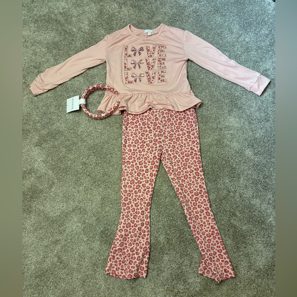 btween Pink with Love and Bow Design outfit